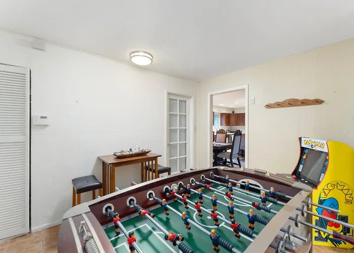 Holiday home East Base Near Zoo And Desert Garden Patio