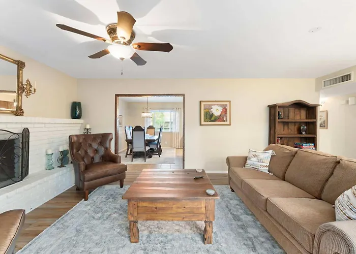 Holiday home East Base Near Zoo And Desert Garden Patio Phoenix