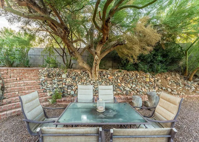 East Base Near Zoo And Desert Garden Patio Holiday home Phoenix
